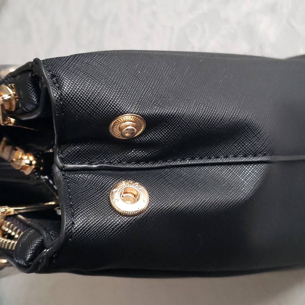 7X HOST PICK. NWT. 3 Pocket Emperia Purse With Handles or Shoulder Strap - Picture 7 of 8